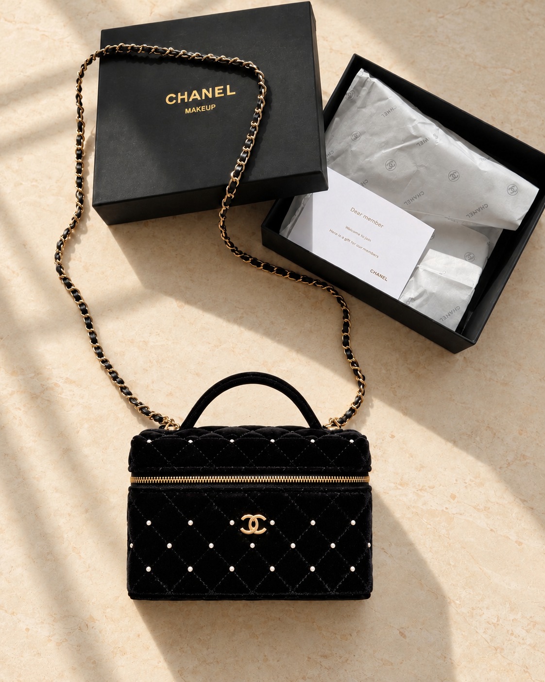 Le vanity velours à strass